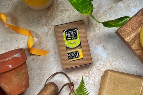 Neve's Bees Gardener's gift box